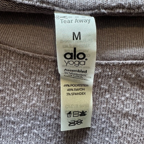 Alo Yoga lavendar smoke Heather pullover sweater - Picture 3 of 3